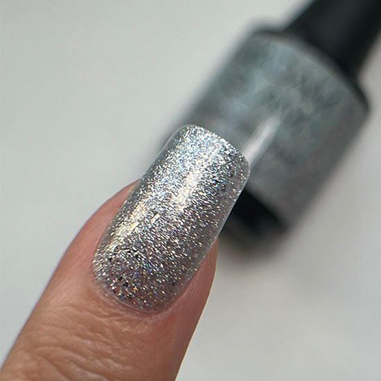 Madam_Glam_Clear_Rubber_Base_Glittery_Silver_Crystal_Vow