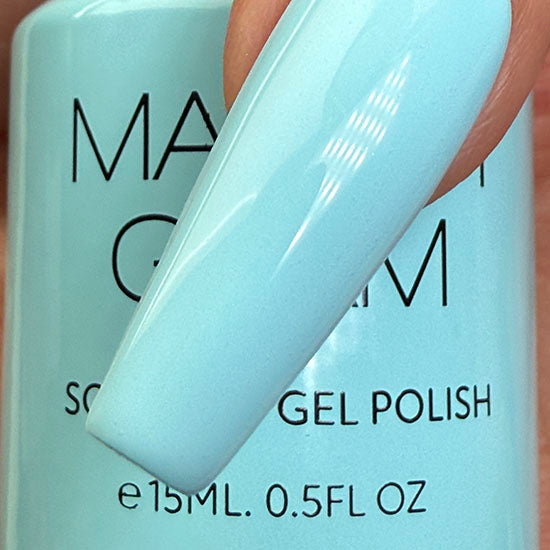 Madam_Glam_creme_soak_off_gel_blue_curacao