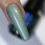 Madam_Glam_Holographic_Soak_Off_Gel_Polish_Blue_The_Wish