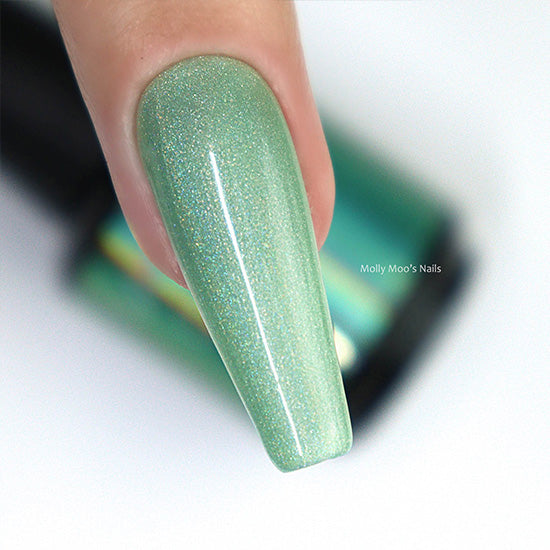 Madam_Glam_Holographic_Soak_Off_Gel_Polish_Green_Peppermint_Kiss_2