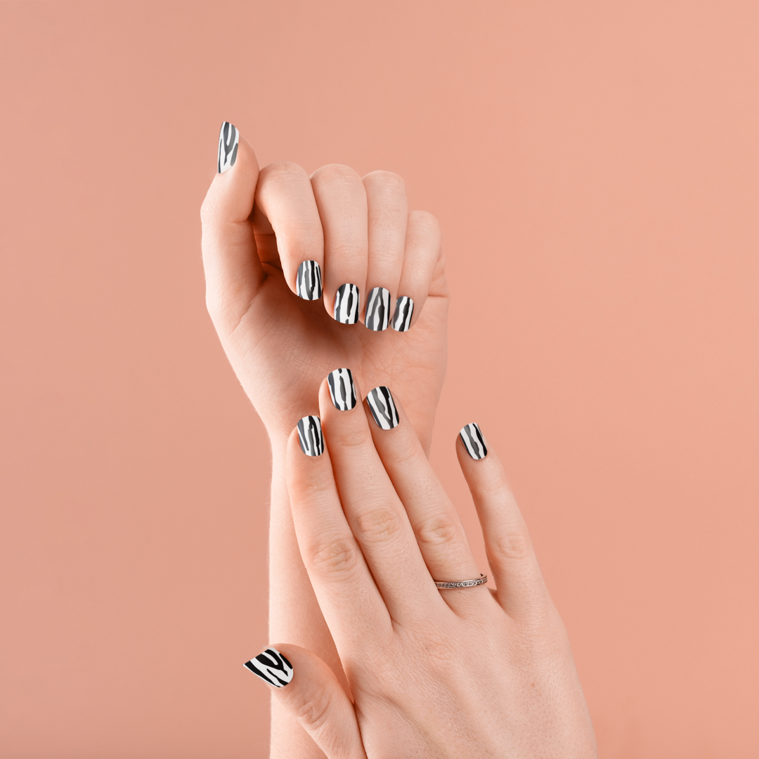 Safari - exPRESS-on nails | Madam Glam