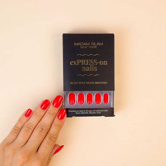 Hot Kiss - exPRESS-on nails | Madam Glam