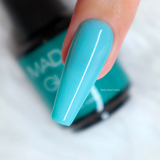 Aqua-Holic | Madam Glam