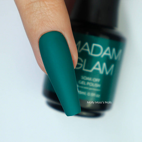 Madam_Glam_Soak_Off_Gel_Creme_Green_Feelin_Pine