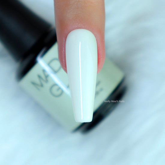 Madam_Glam_Soak_Off_Gel_Creme_White_Cottontail