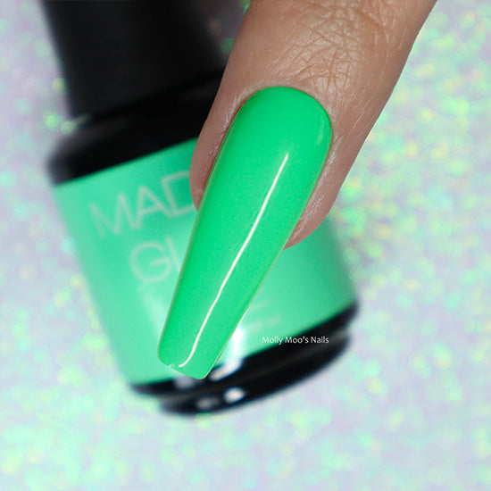 Madam_Glam_Soak_Off_Gel_Polish_Creme_Green_RoofTop_Party