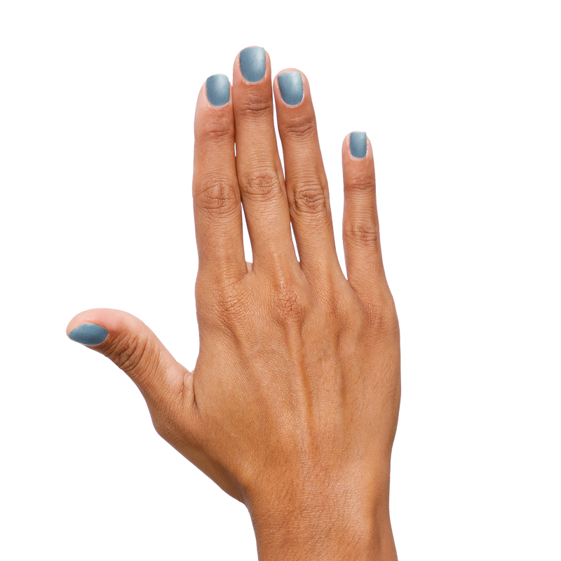 Madam_Glam_Super_Cat_Eye_Gel_Polish_Blue_Wet_Bandit