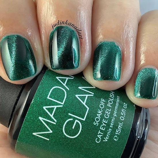 Buzz Green Cat Eye Soak Off Gel Nail Polish HEMAFree Vegan