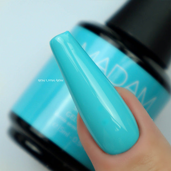 Soak_Off_Gel_Madam_Glam_Blue_Besame