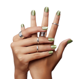 Soak_Off_Gel_Madam_Glam_Green_She_Got_The_Power