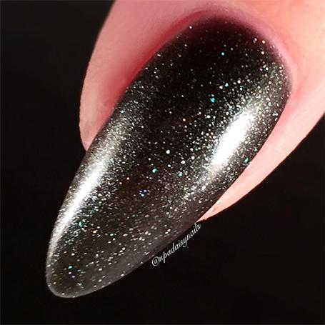 One_Step_Gel_Madam_Glam_Balck_Black_and_Silver