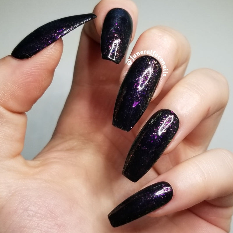 Soak_Off_Gel_Madam_Glam_Purple_Cosmic_sparkle