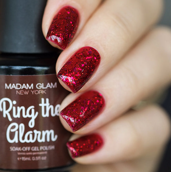 Soak_Off_Gel_Madam_Red_Ring_the_Alarm