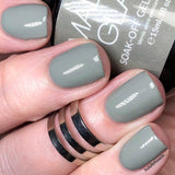 Soak_Off_Gel_Madam_Glam_Grey_Taste_of_iron